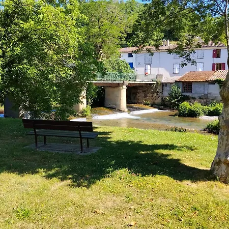 Сasa de vacaciones Relaxing Aux Fil De L'eau Sainte-Colombe-sur-lʼHers